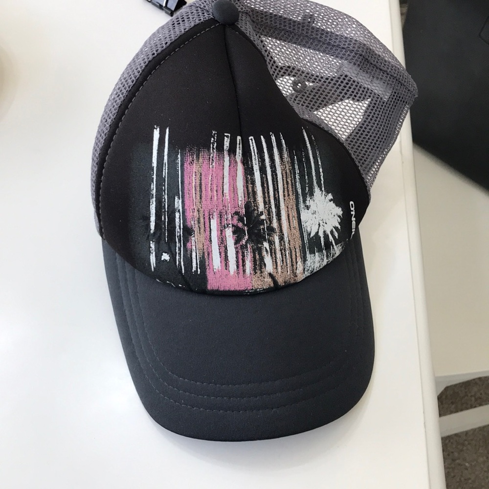 O’Neill trucker hat